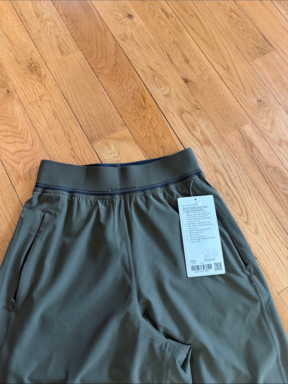 Lululemon - Picture 3 of 5